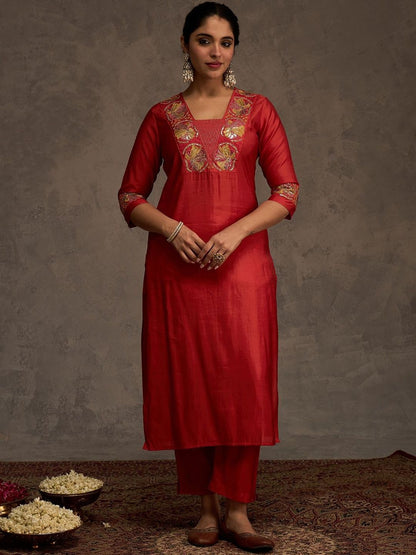 Women Ethnic Motifs Embroidered Kurta with Trousers & Dupatta