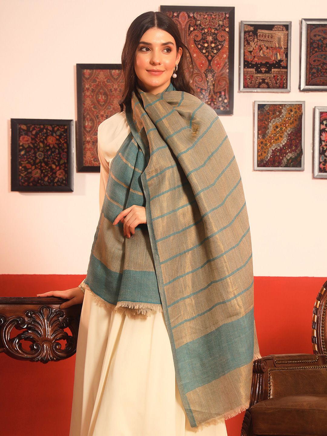 Dhiyona PA Striped Printed Woolen Reversible Shawl