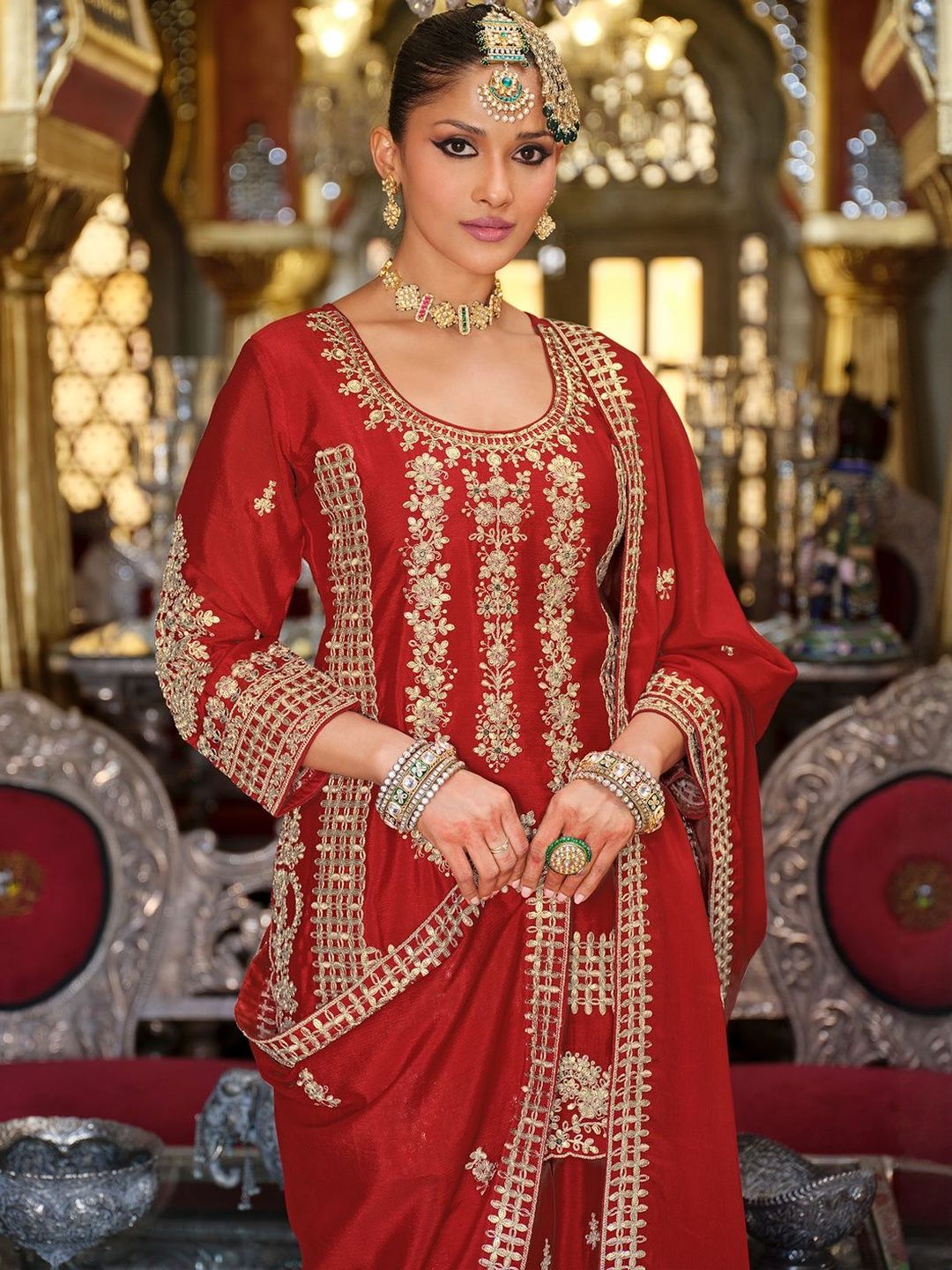 Dhiyona IE Women Ethnic Motifs Embroidered Regular Kurta With Sharara & Dupatta Kurta Sets