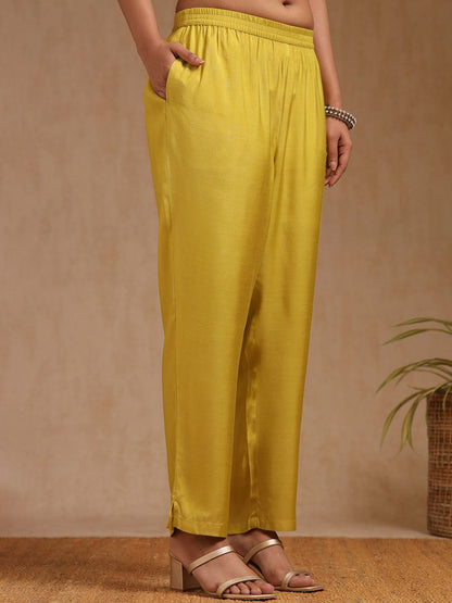 Dhiyona SO Women's Women Floral Embroidered Chanderi Cotton Kurta with Trousers & Dupatta Kurta Sets