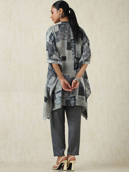 Dhiyona SO Women's Floral Printed Mandarin Collar Kaftan Kurta With Trousers