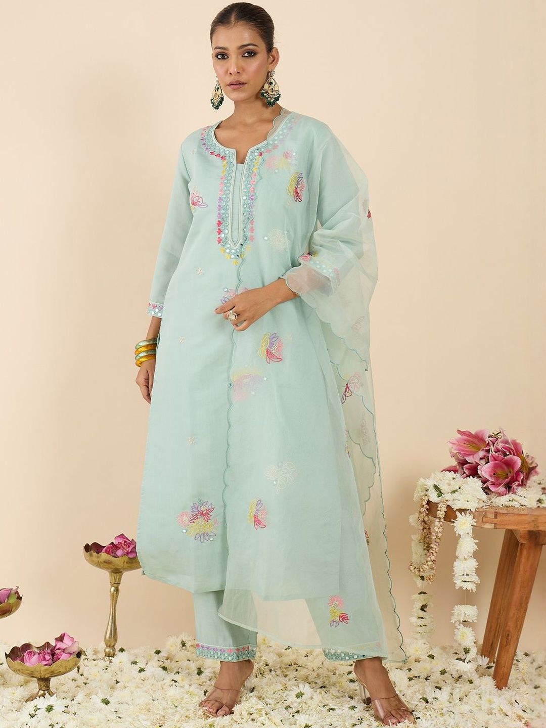 Women Floral Embroidered Regular Mirror Work Kurta with Trousers & With Dupatta