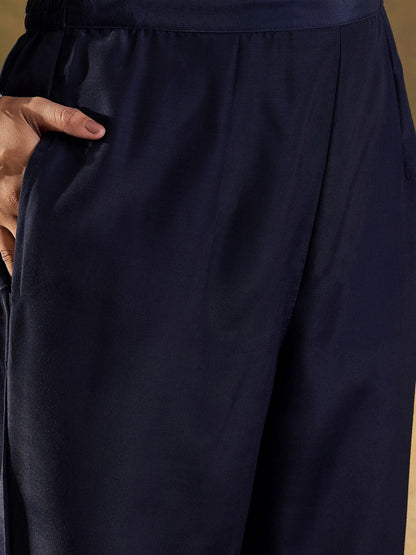 Dhiyona IE Floral Embroidered Straightf Kurta with Trousers & Dupatta