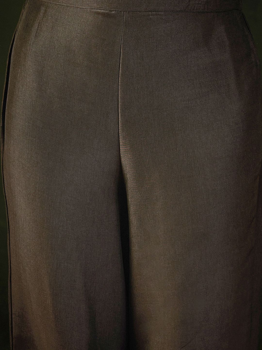 Ethnic Motifs Embroidered Straight Gotta Patti Kurta with Trousers & Dupatta