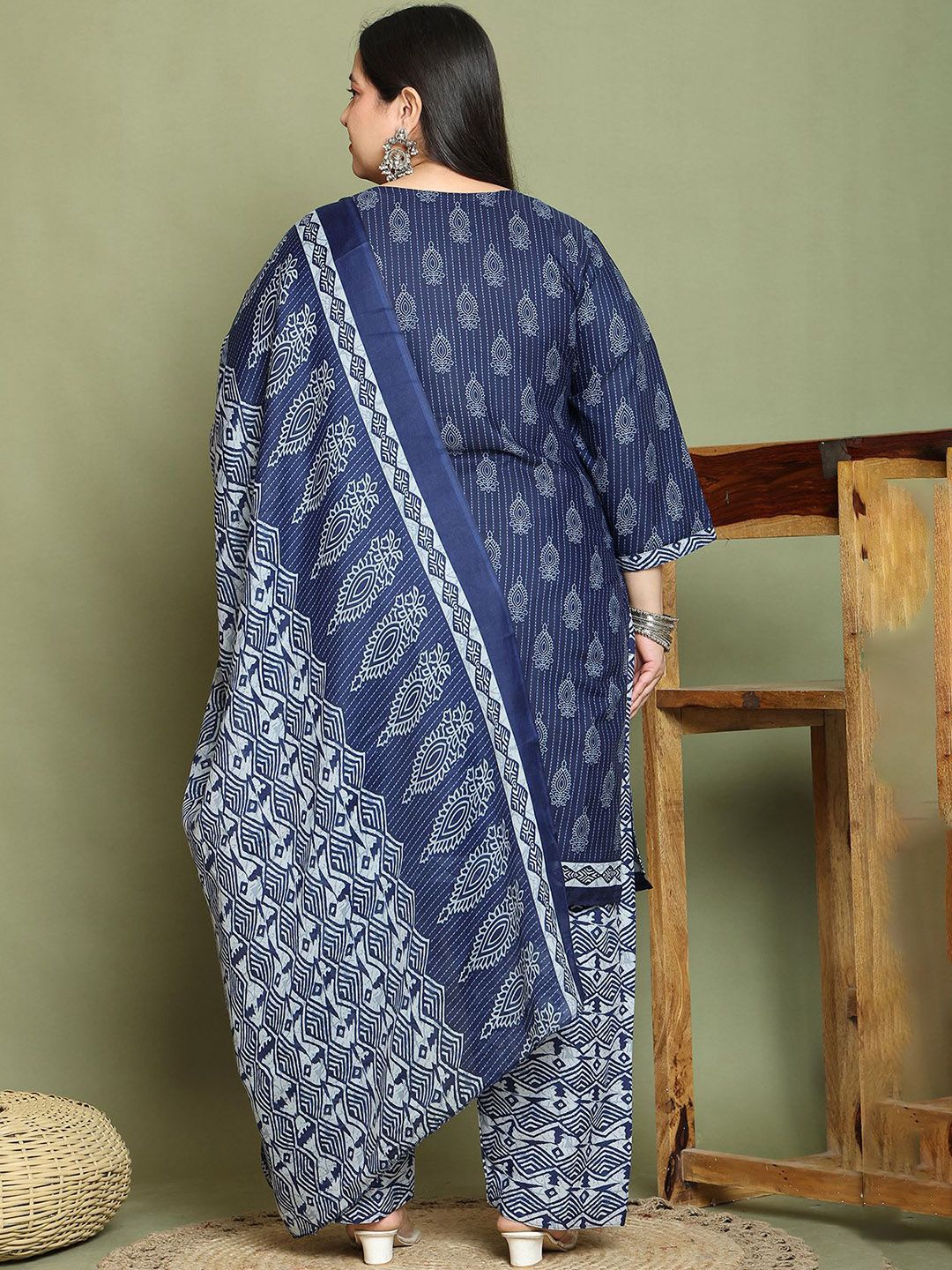 Dhiyona KL Women Floral Printed Regular Kurti with Salwar & Dupatta