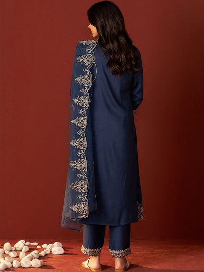 Women Ethnic Motifs Embroidered Regular Thread Work Kurta with Trousers & With Dupatta