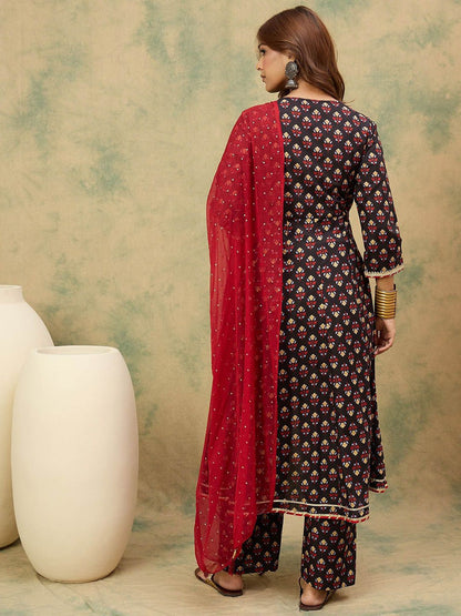Dhiyona VA Women'sFloral Printed V-Neck Angrakha Kurta With Trousers & Dupatta
