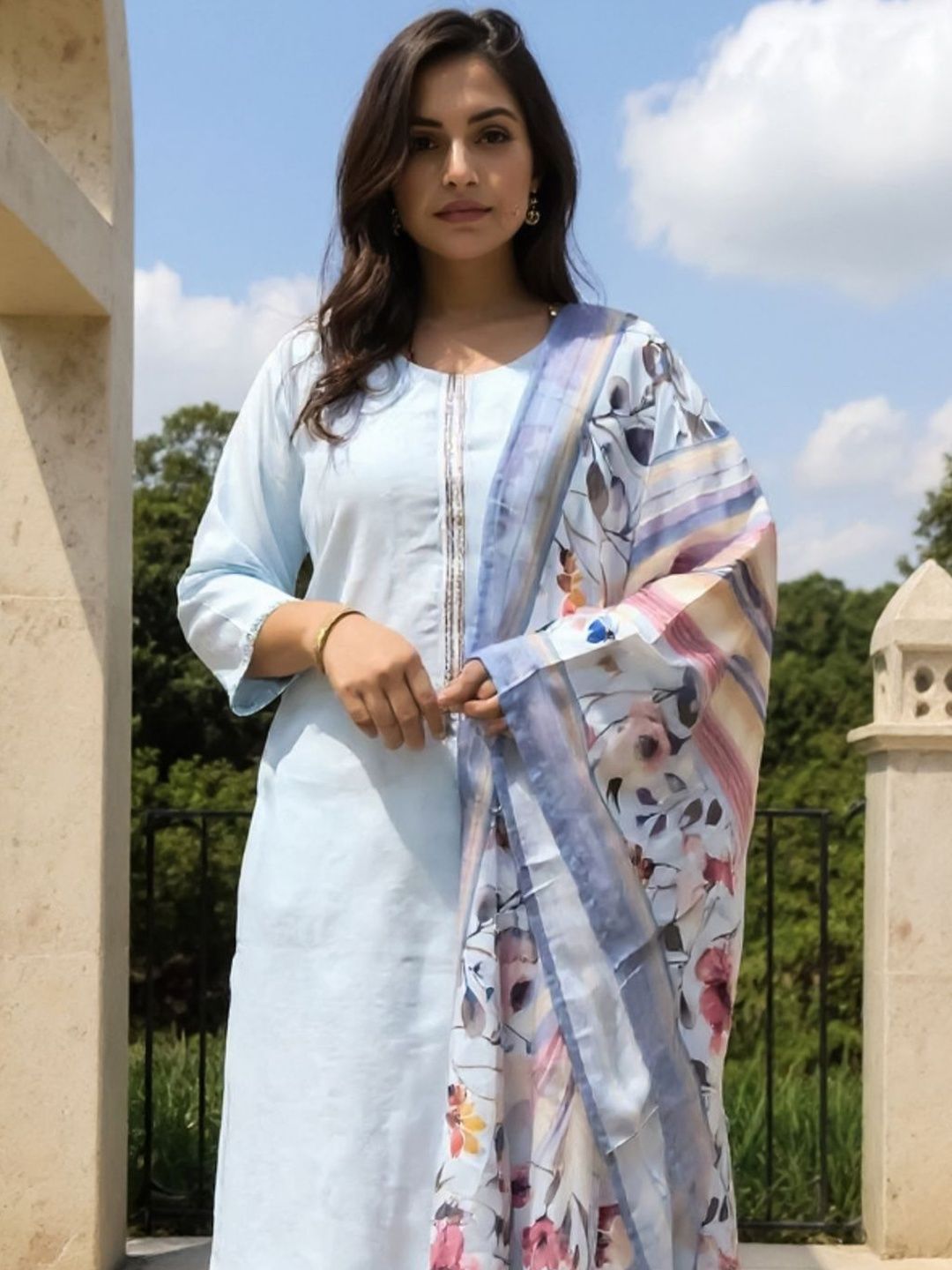 Women Round Neck Kurta with Trousers & Dupatta