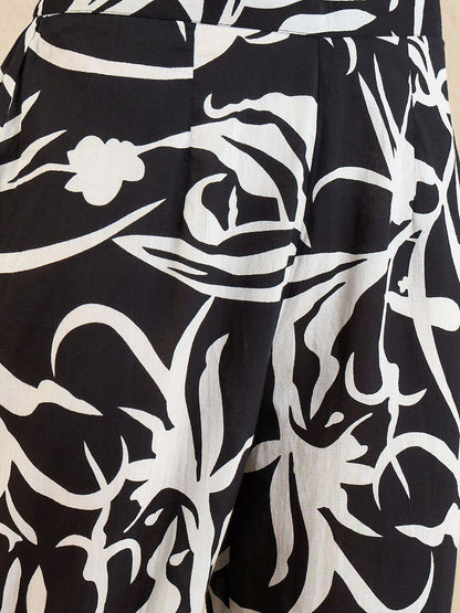 Dhiyona IE Women Floral Printed Regular Pure Cotton Kurta with Trousers