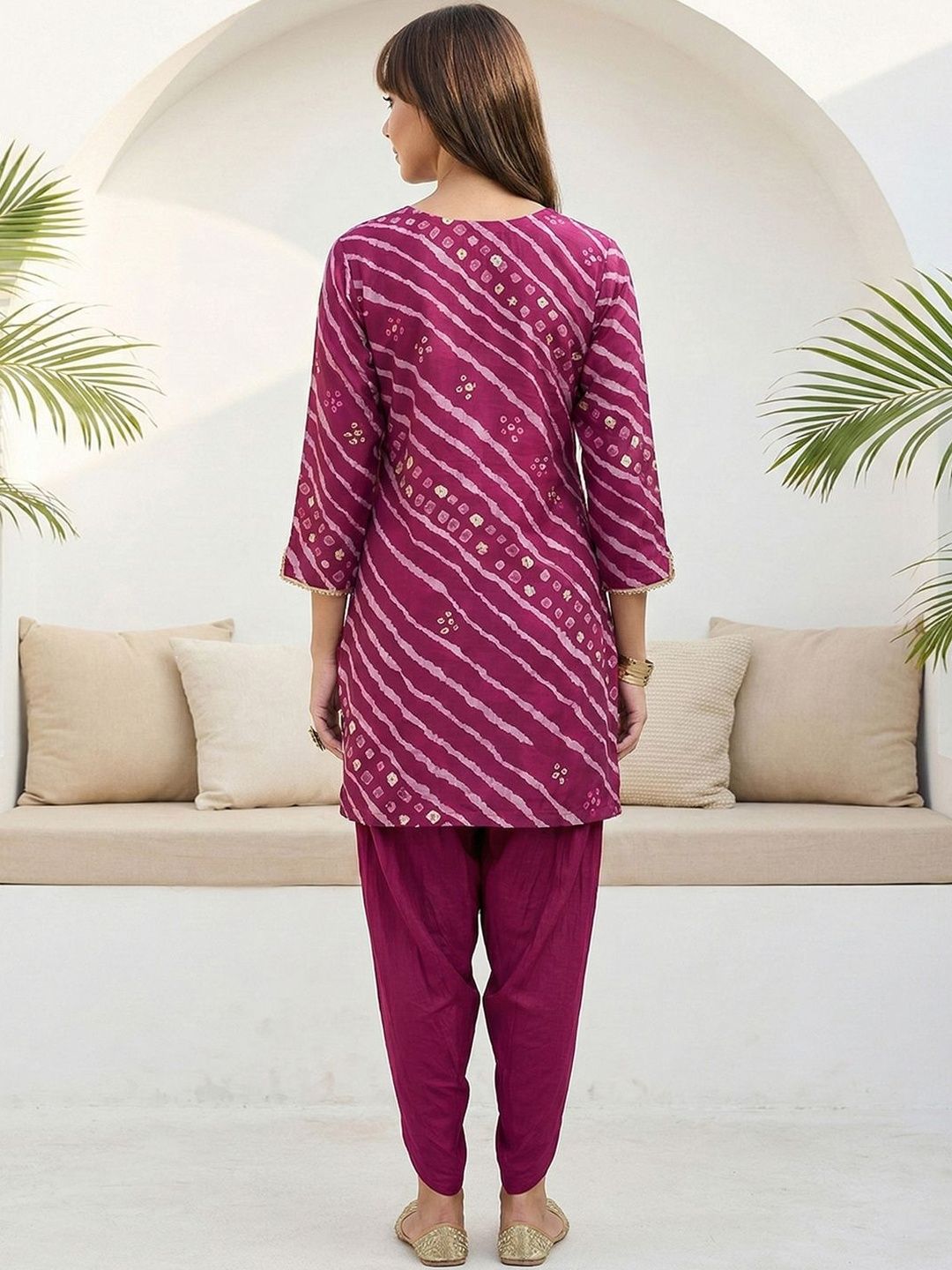 Dhiyona CH Women Leheriya Printed Regular Sequinned Kurta with Dhoti Pants