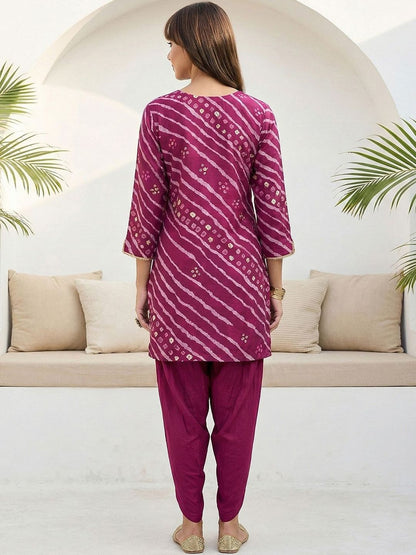 Dhiyona CH Women Leheriya Printed Regular Sequinned Kurta with Dhoti Pants