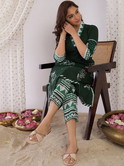 Women Floral Printed Regular Pure Cotton Kurta with Trousers