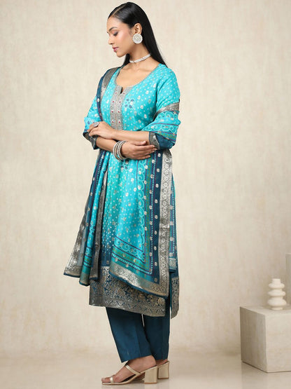 Dhiyona SO Women's Bandhani Printed Thread Work Brocade Straight Kurta With Trousers And Dupatta
