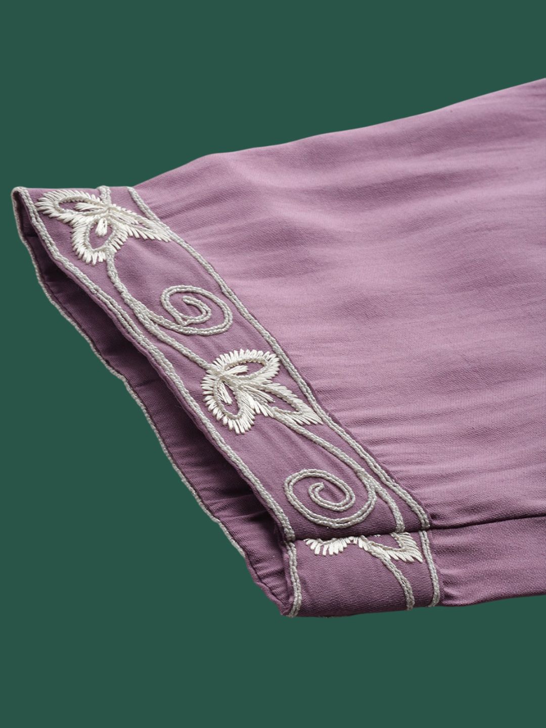Dhiyona IE Women Floral Embroidered Regular Kurta with Trousers & With Dupatta