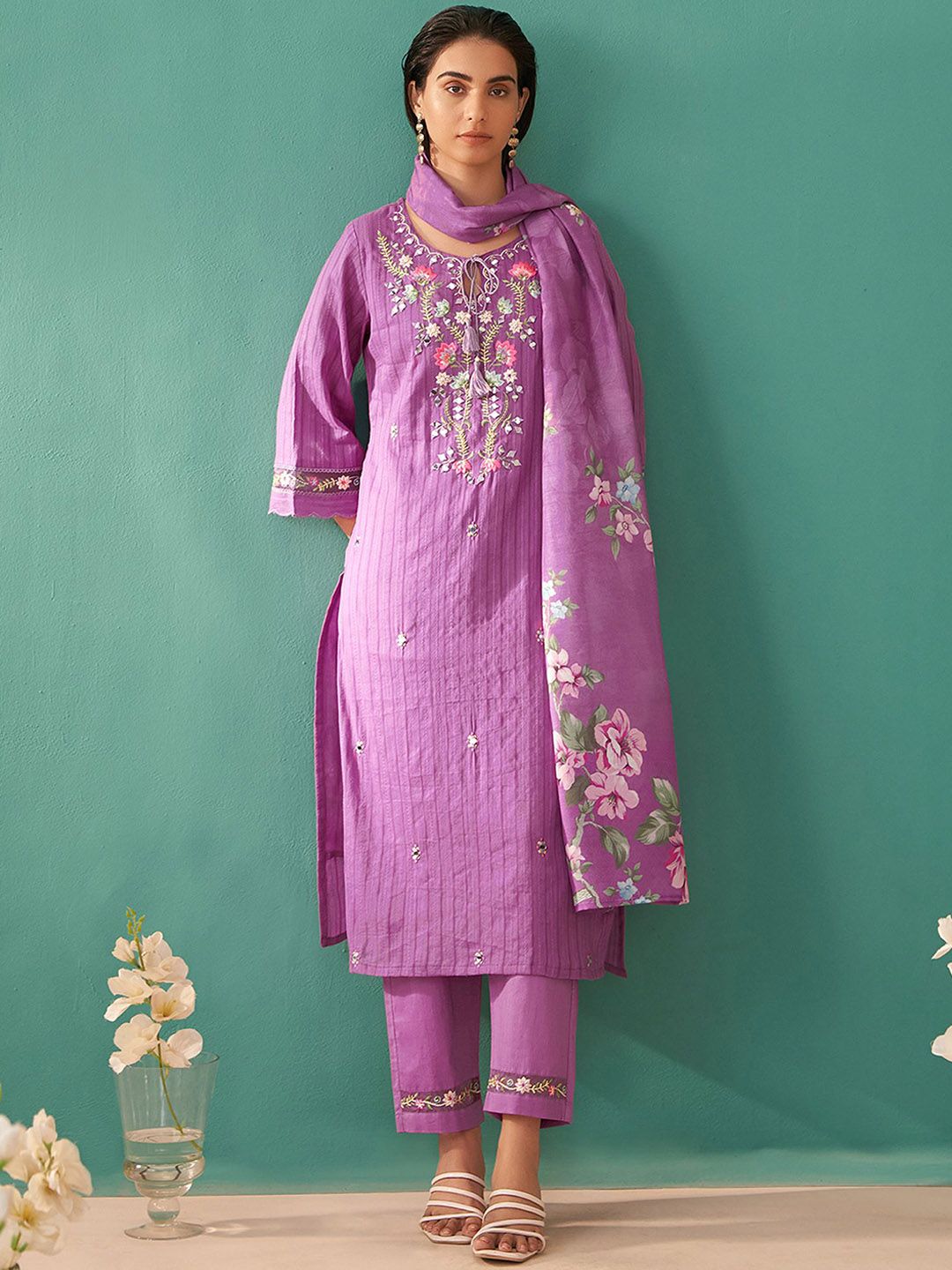Women Floral Embroidered Regular Mirror Work Pure Cotton Kurta with Trousers & With Dupatta