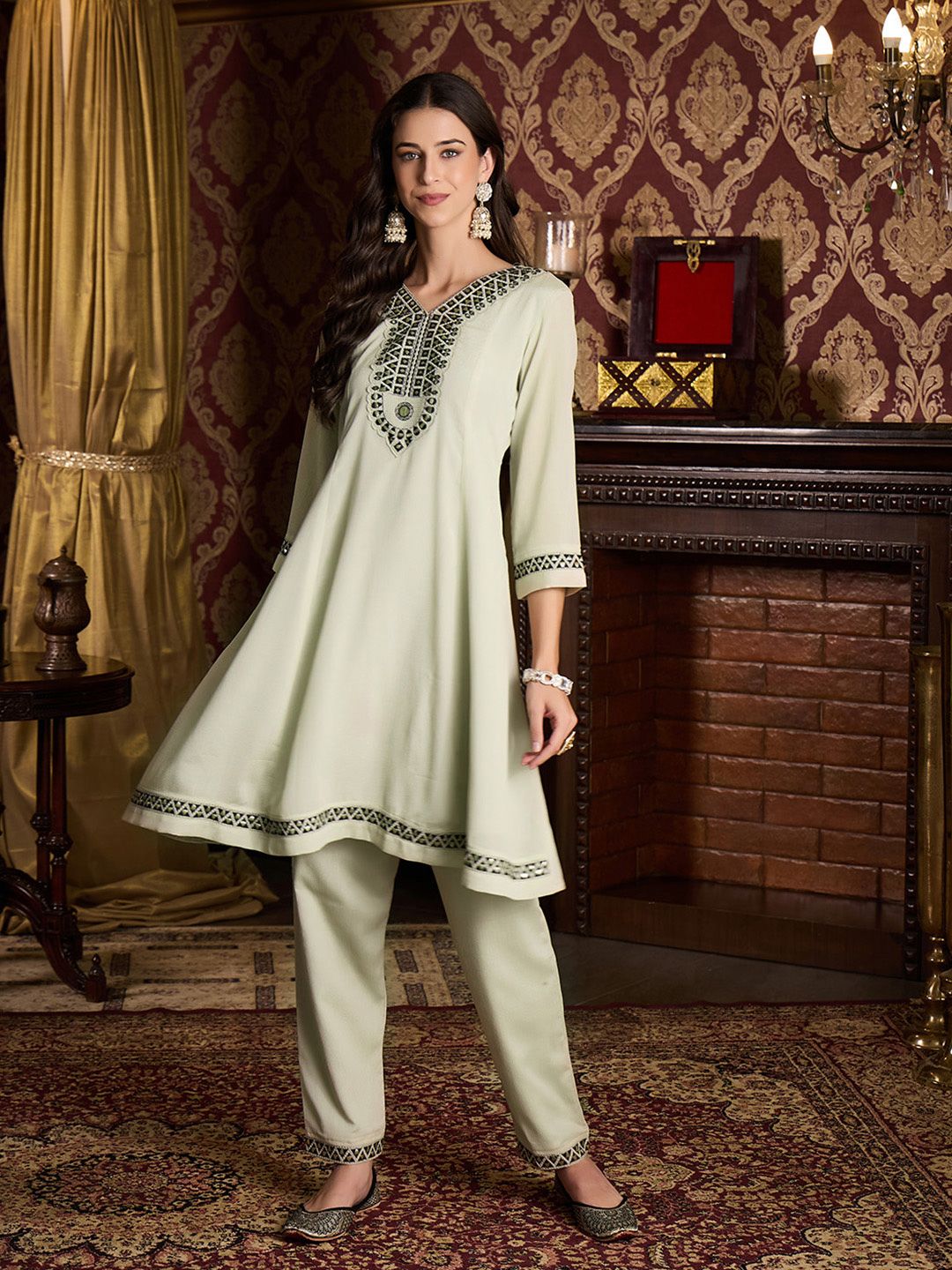 Dhiyona CH Women Ethnic Motifs Embroidered V-Neck Thread Work A-Line Regular Kurta Set