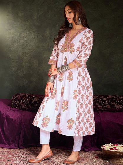 Women Ethnic Motifs Printed Tiered Pure Cotton Kurta with Trousers