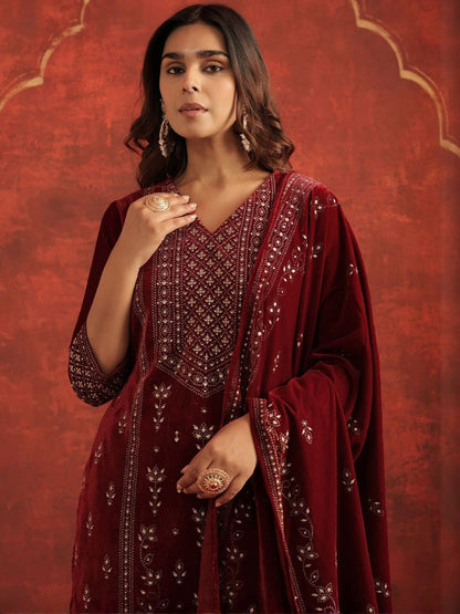 Women Ethnic Motifs Embroidered Kurta with Trousers & Dupatta