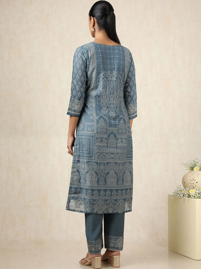 Dhiyona SO Women's Floral Printed Beads and Stones Chanderi Silk Kurta With Trousers