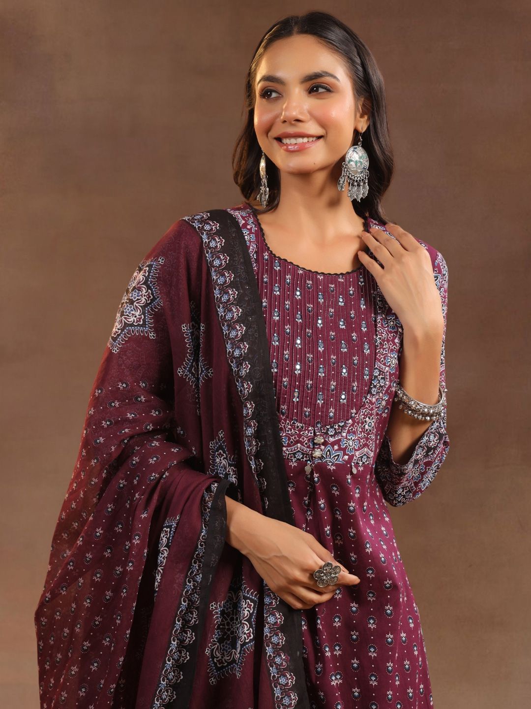 Women Ethnic Motifs Printed Regular Thread Work Pure Cotton Kurta with Trousers & With Dupatta