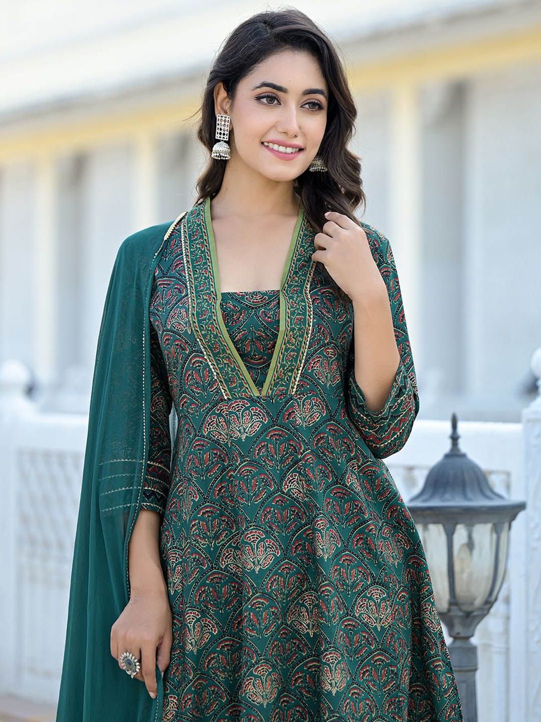 Dhiyona VA Women's Ethnic Motifs Printed Gotta Patti Cotton Kurta with Trousers & Dupatta