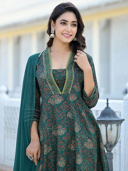 Dhiyona VA Women's Ethnic Motifs Printed Gotta Patti Cotton Kurta with Trousers & Dupatta
