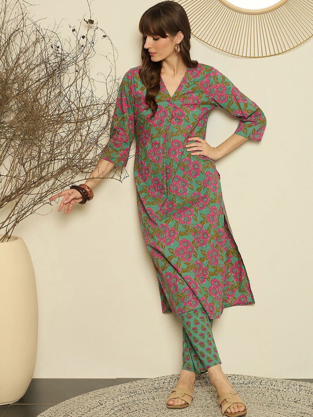 Dhiyona IE Women Printed V-Neck Cotton Top and Trousers Co-Ords