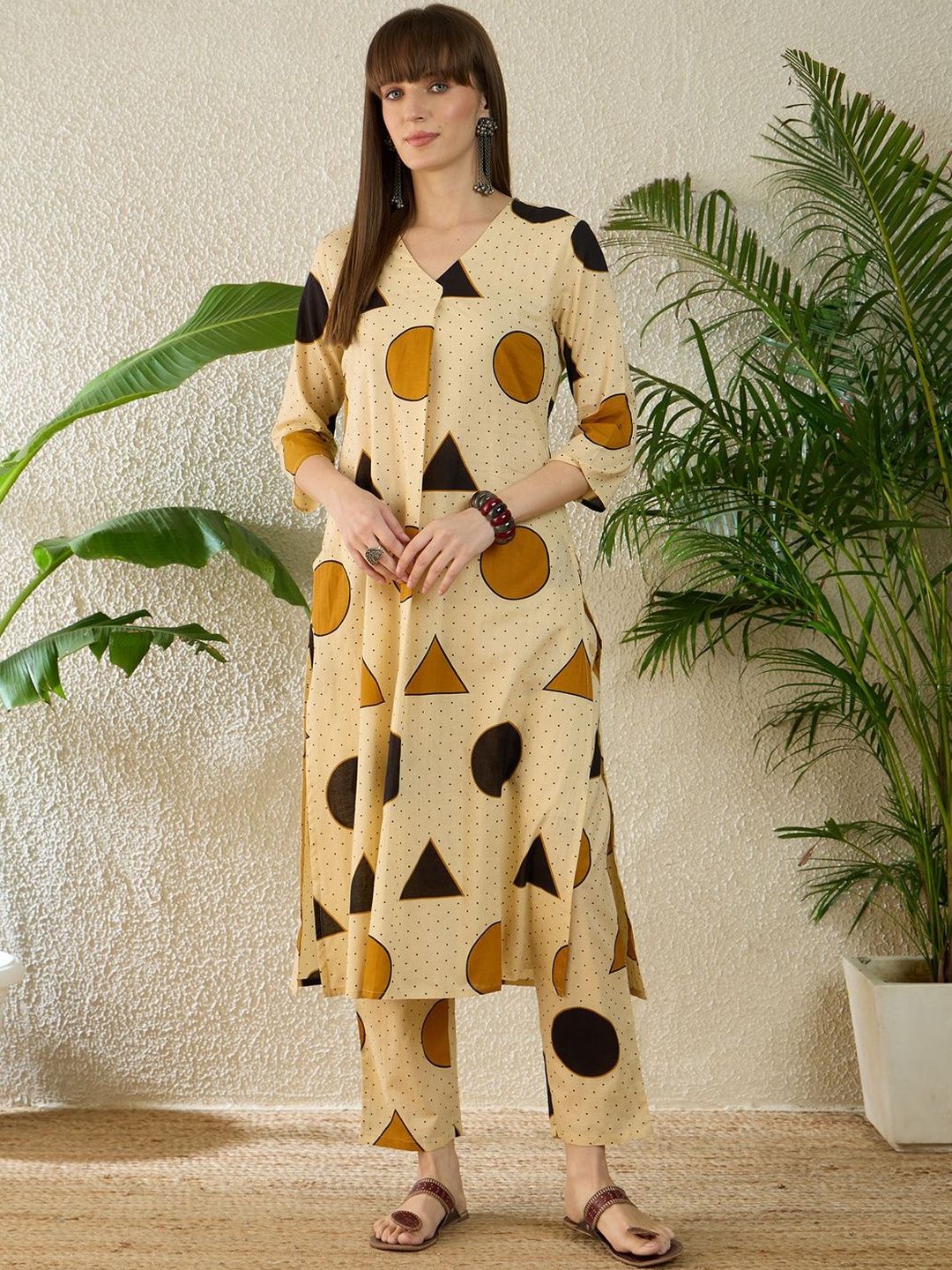 Women Printed Regular Pure Cotton Kurta with Trousers