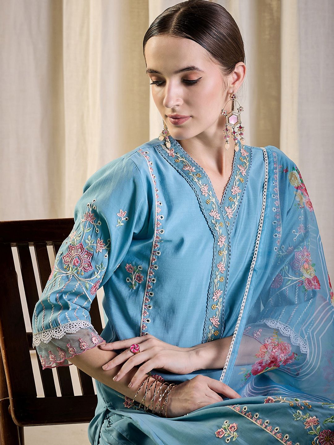 Floral Embroidered Thread Work Kurta With Trousers & Dupatta