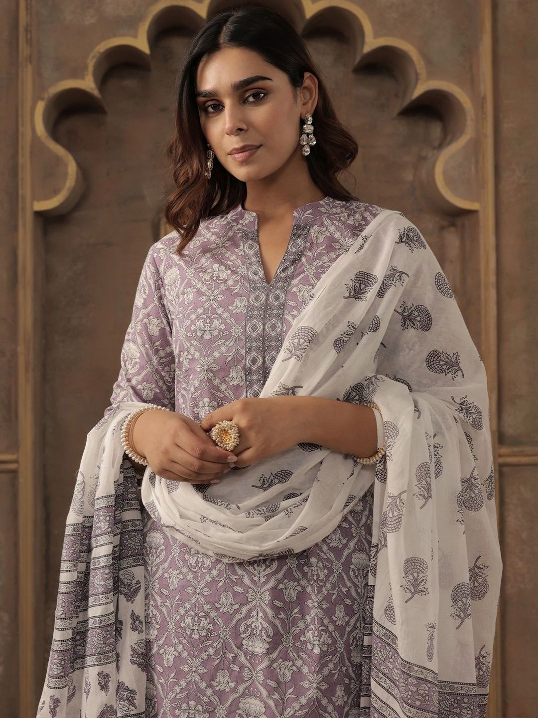 Women Ethnic Motifs Printed Cotton Kurta with Trousers & Dupatta