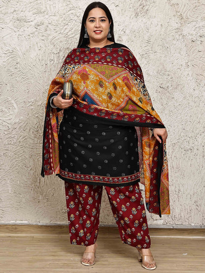 Dhiyona KL Floral Printed Printed V-Neck Straight Kurta With Salwar & Dupatta