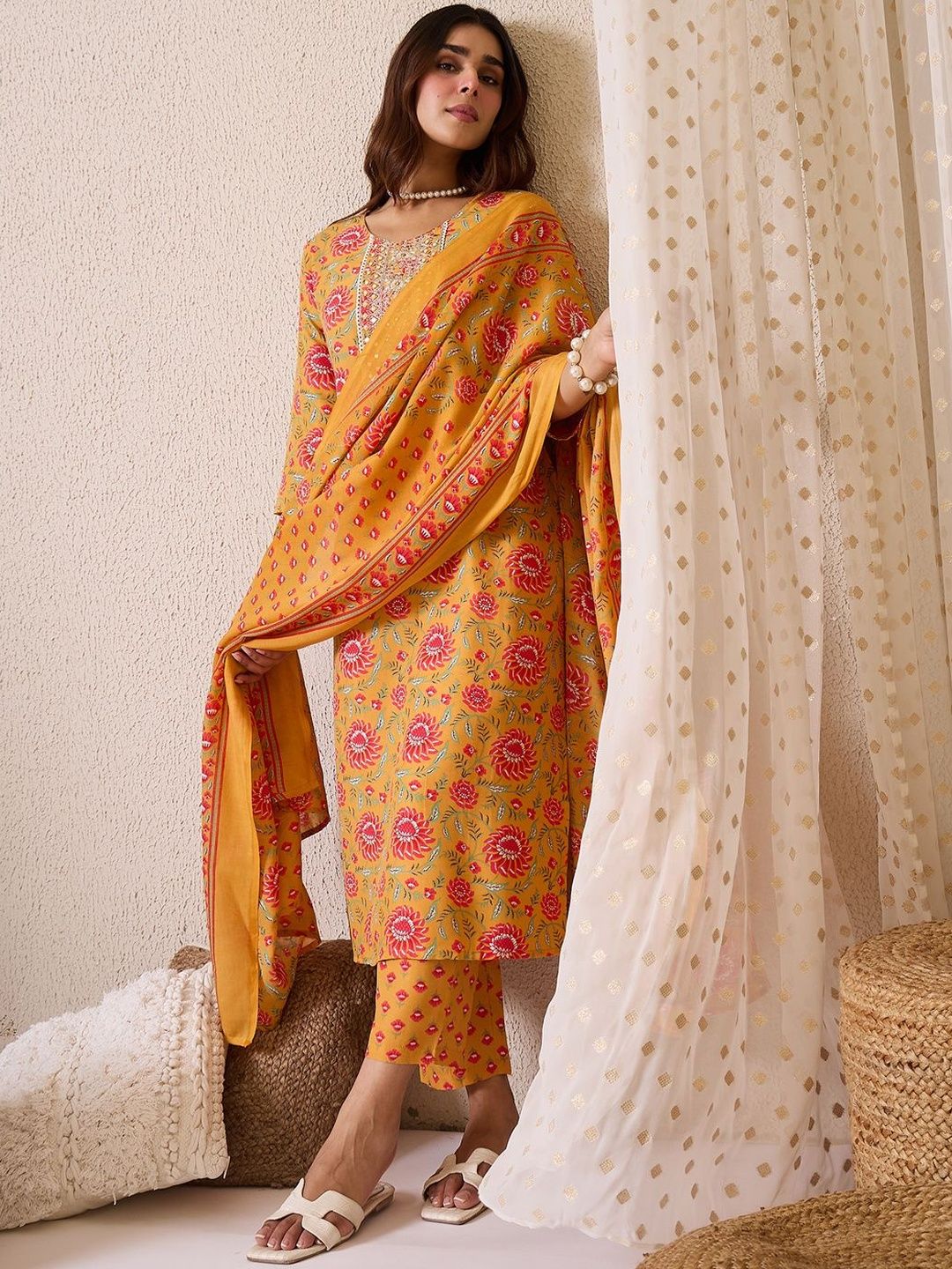 Floral Embroidered Straight Zari Work Kurta With Trousers & Dupatta