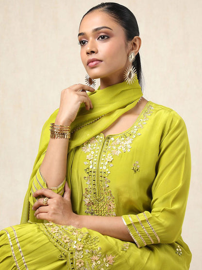 Dhiyona SO Women's Floral Embroidered Notch Neck Mirror Work Straight Kurta With Sharara And Dupatta