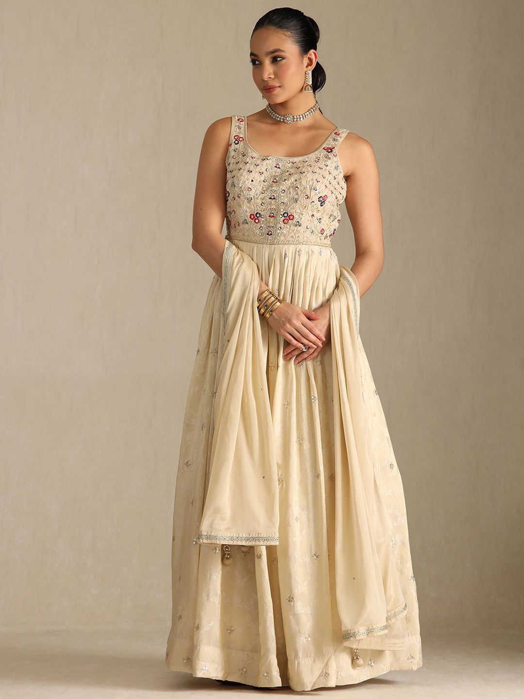 Dhiyona SO Women's Women Floral Embroidered Regular Zardozi Kurta with Churidar & With Dupatta