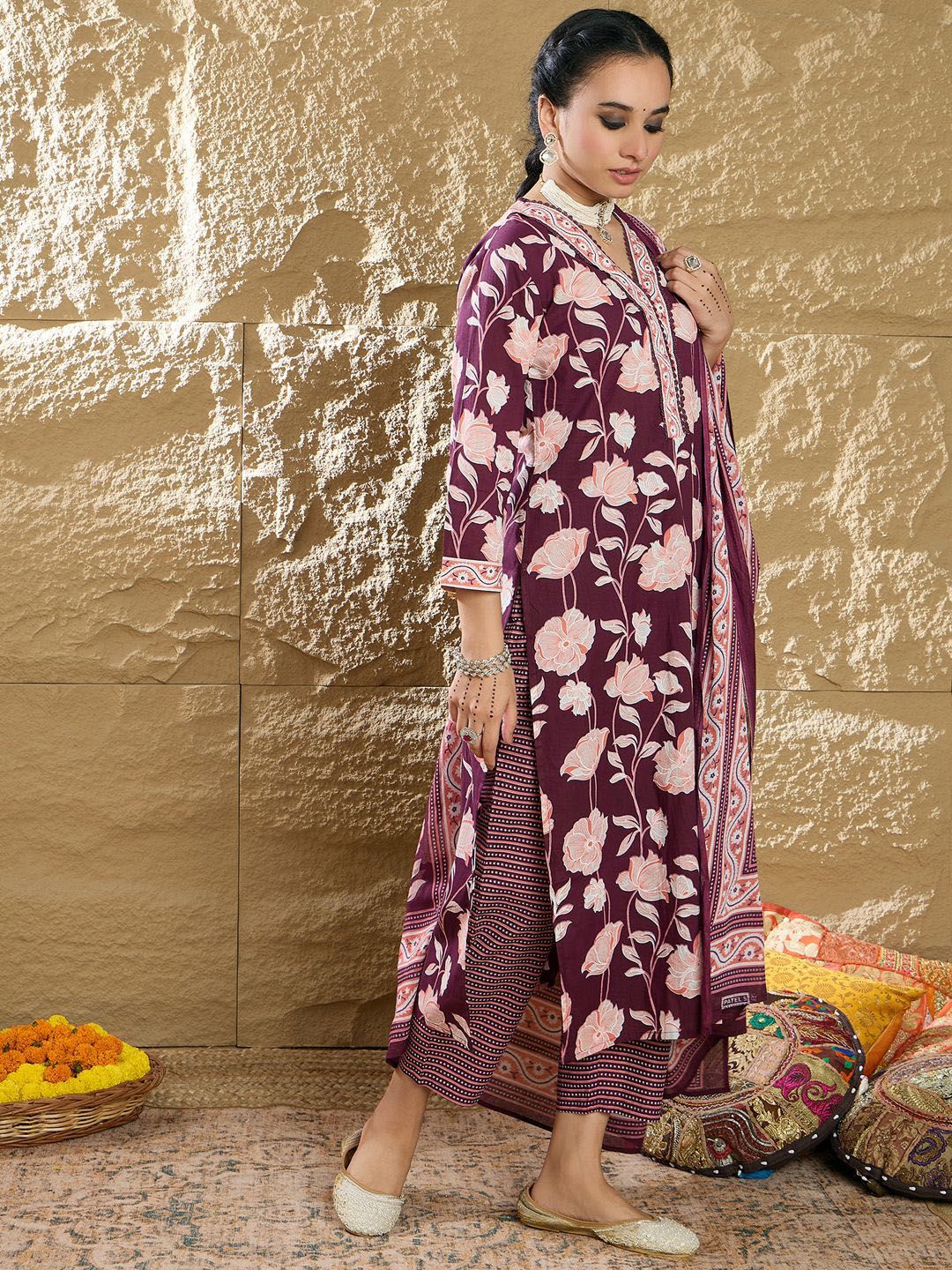 Women Floral Printed Regular Pure Cotton Kurta with Trousers & Dupatta