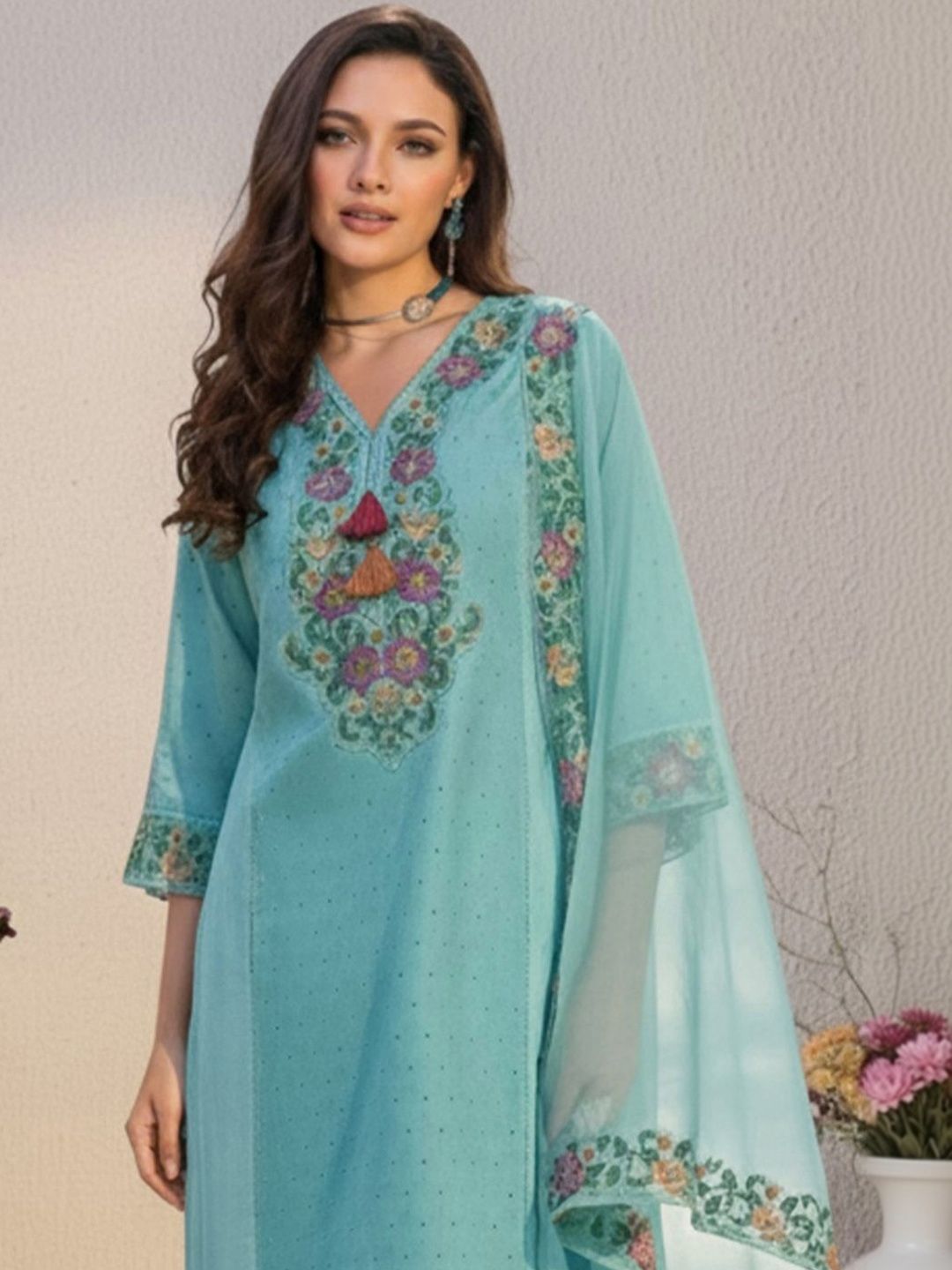 Women Floral Embroidered Regular Thread Work Pure Cotton Kurta with Trousers & With Dupatta