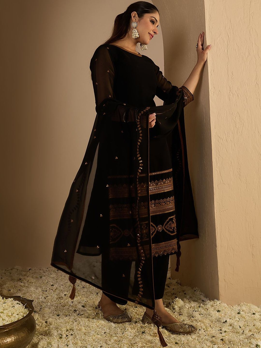 Women Ethnic Motifs Embroidered Kurta with Trousers & With Dupatta