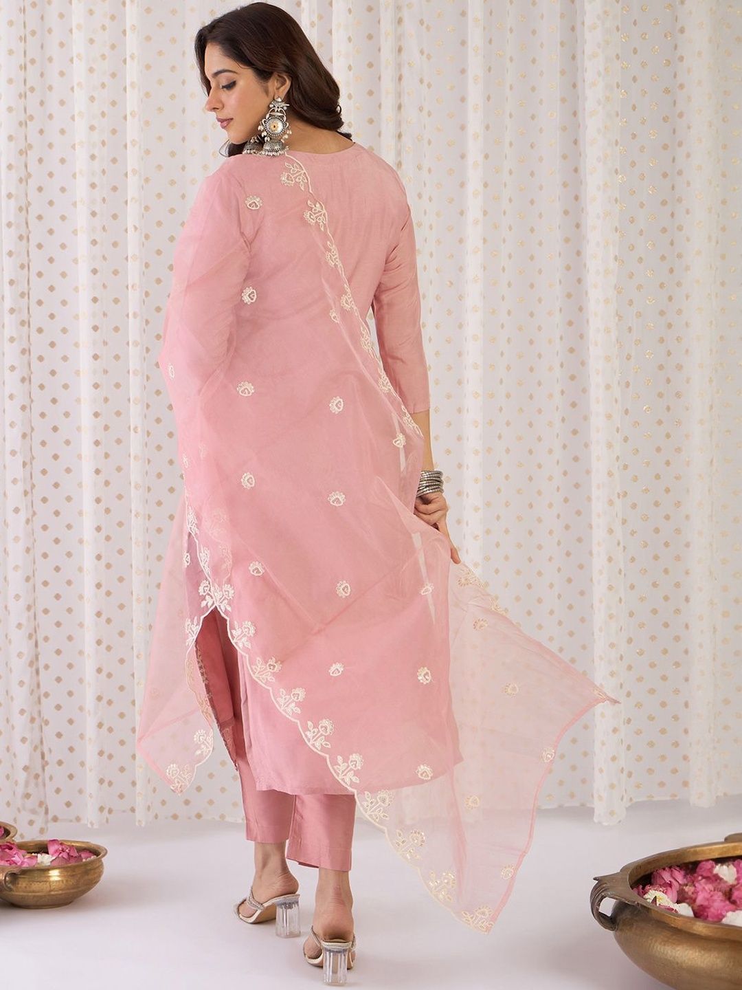 Ethnic Motifs Embroidered Regular Thread Work Kurta With Trouser And Dupatta