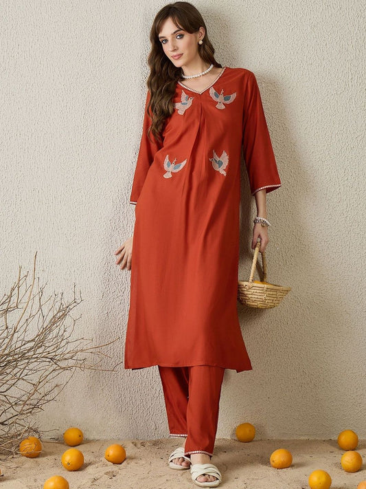 Women Ethnic Motifs Embroidered Pleated Thread Work Kurta with Trousers
