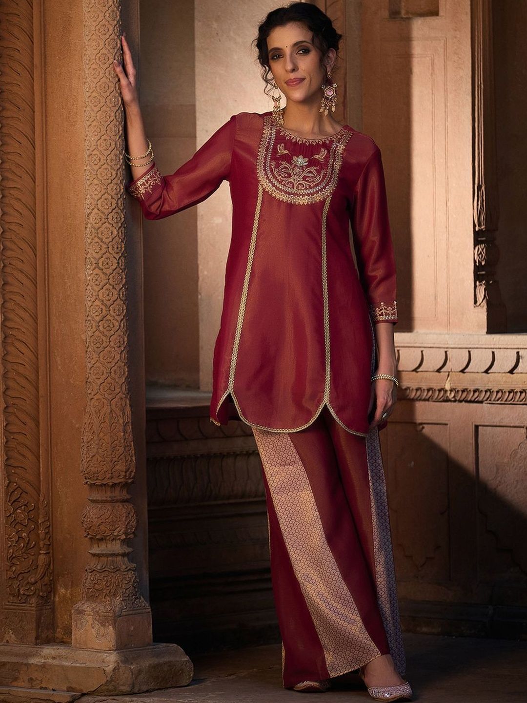 Dhiyona CH Ethnic Motifs Embroidered Thread Work Kurta With Palazzos