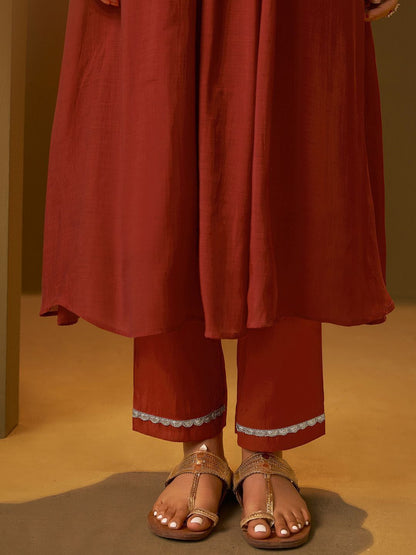 Women Ethnic Motifs Embroidered Thread Work A-Line Kurta with Trouser