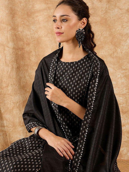 Floral Printed Straight Gotta Patti Kurta with Trousers & Dupatta