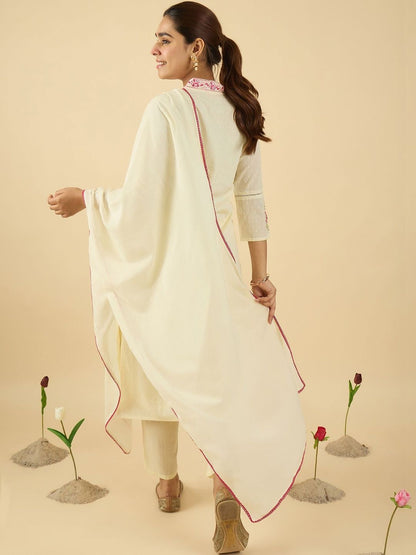 Women Floral Embroidered Regular Thread Work Pure Cotton Kurta with Trousers & With Dupatta