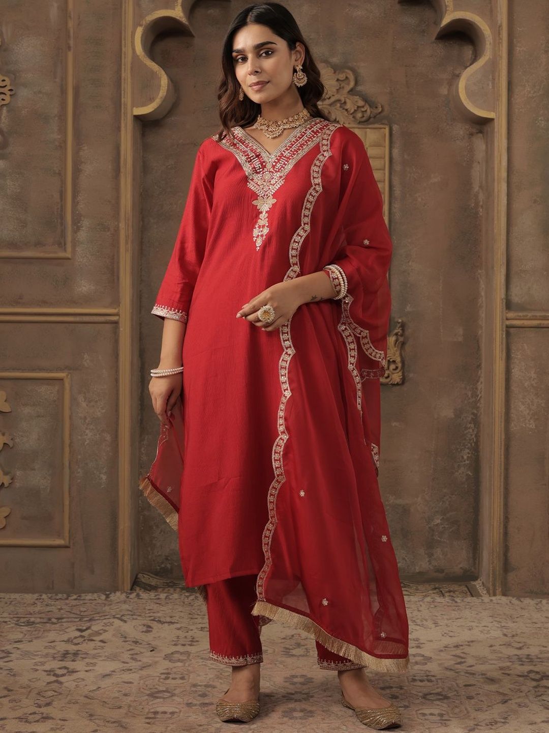 Women Ethnic Motifs Embroidered Kurta with Trousers & Dupatta