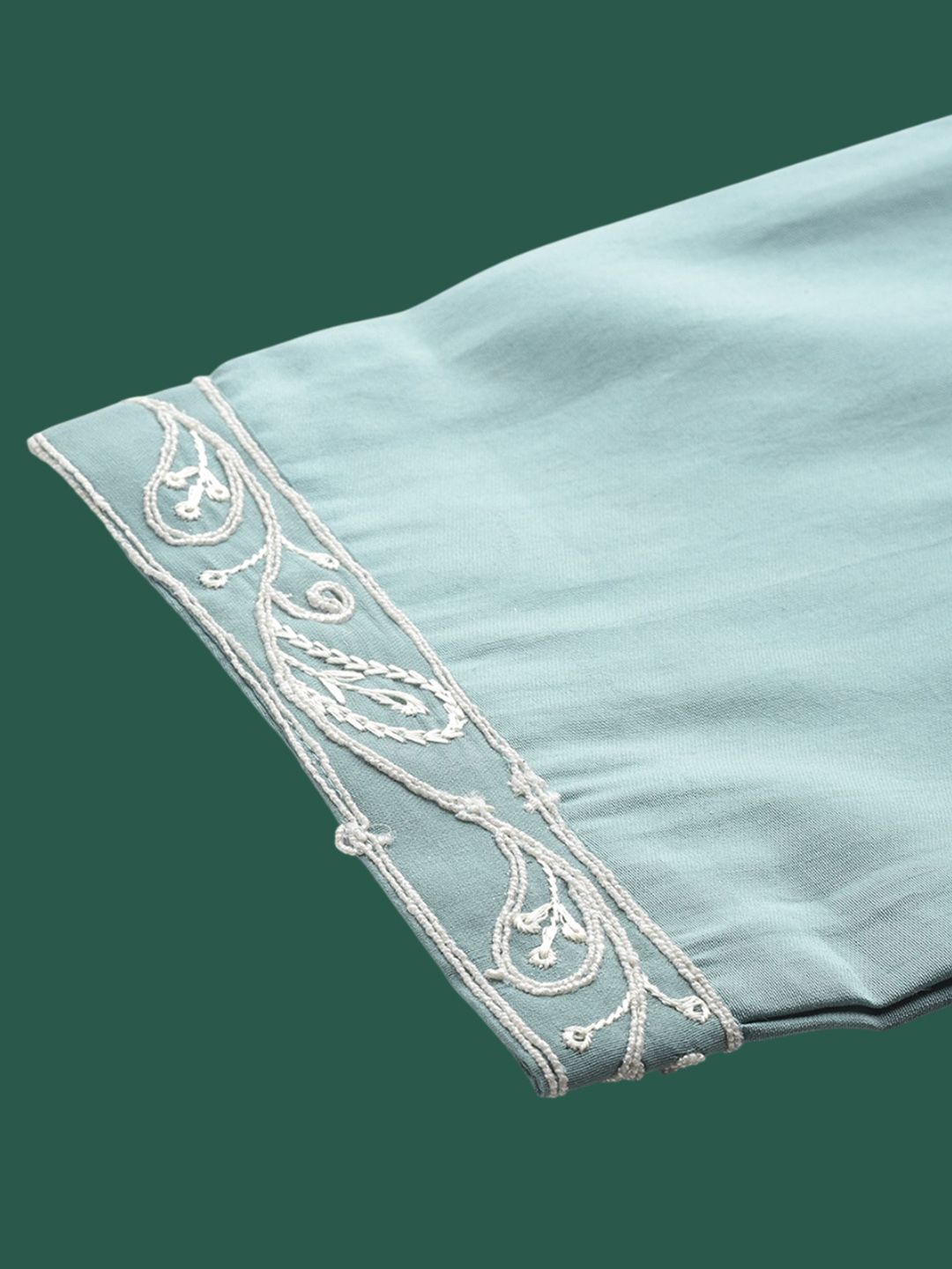 Dhiyona IE Women Floral Embroidered Regular Kurta with Trousers & With Dupatta