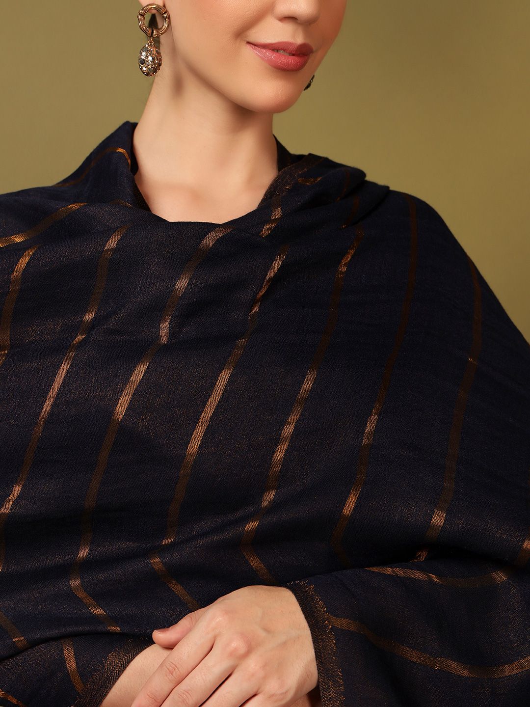 Dhiyona PA Striped Woven Design Woolen Shawl