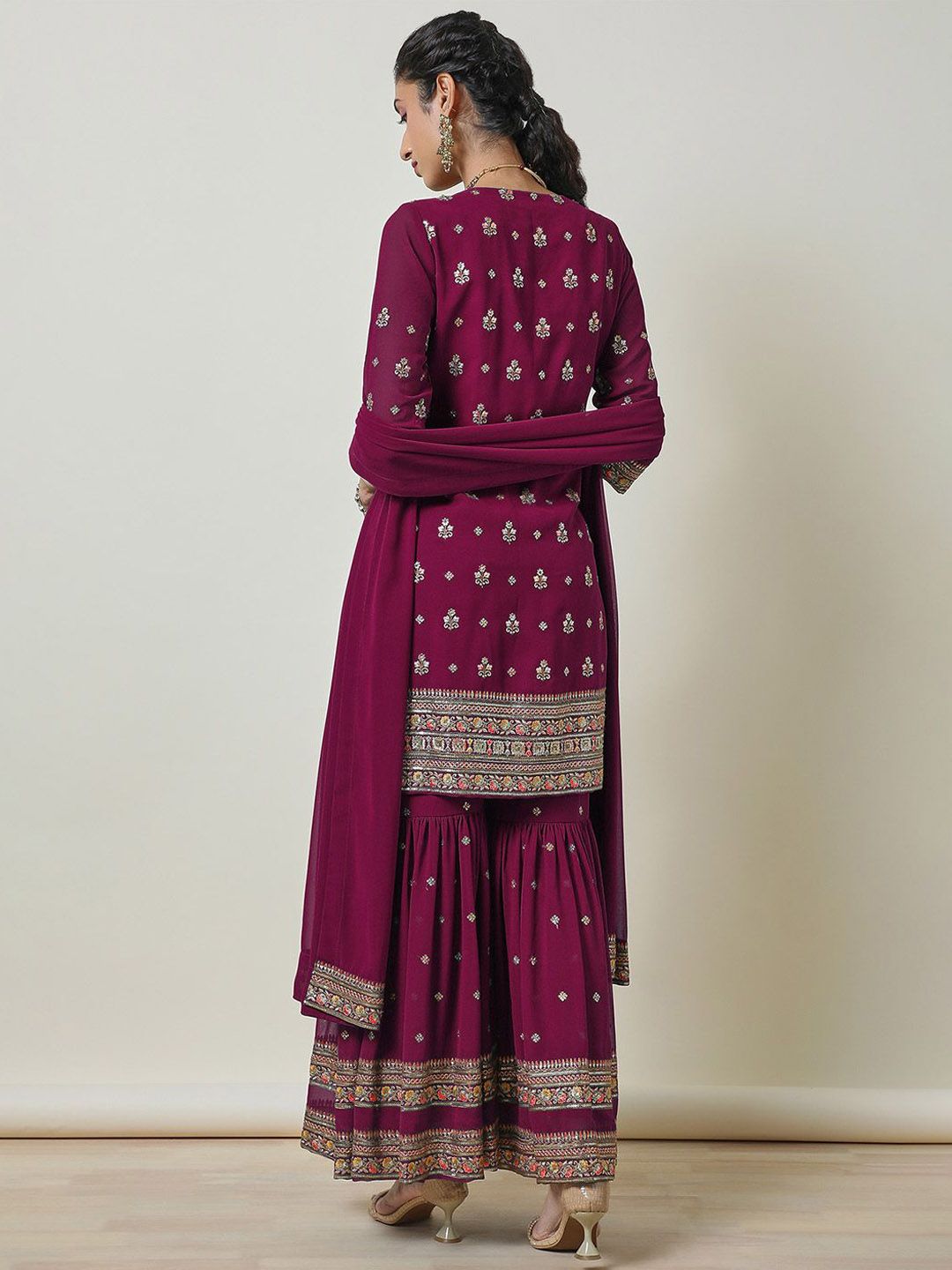 Dhiyona SO Women's Women Printed Regular Thread Work Kurta with Sharara & With Dupatta