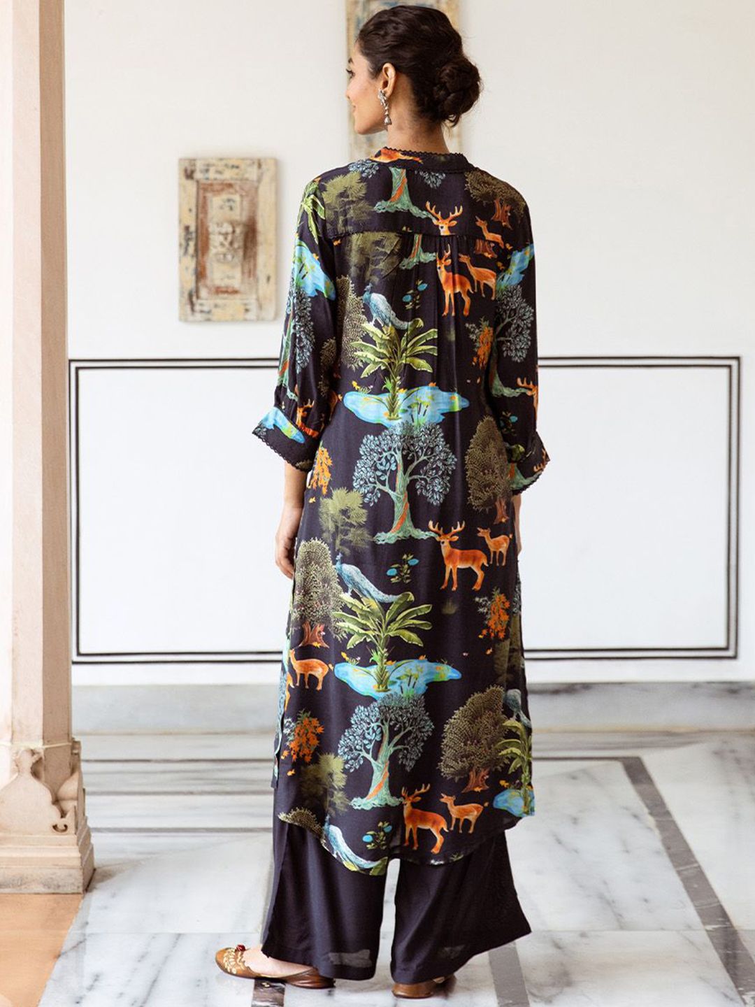 Dhiyona IS Women's Floral Printed Round Neck Three Quarter Sleeves Straight Kurta With Palazzos