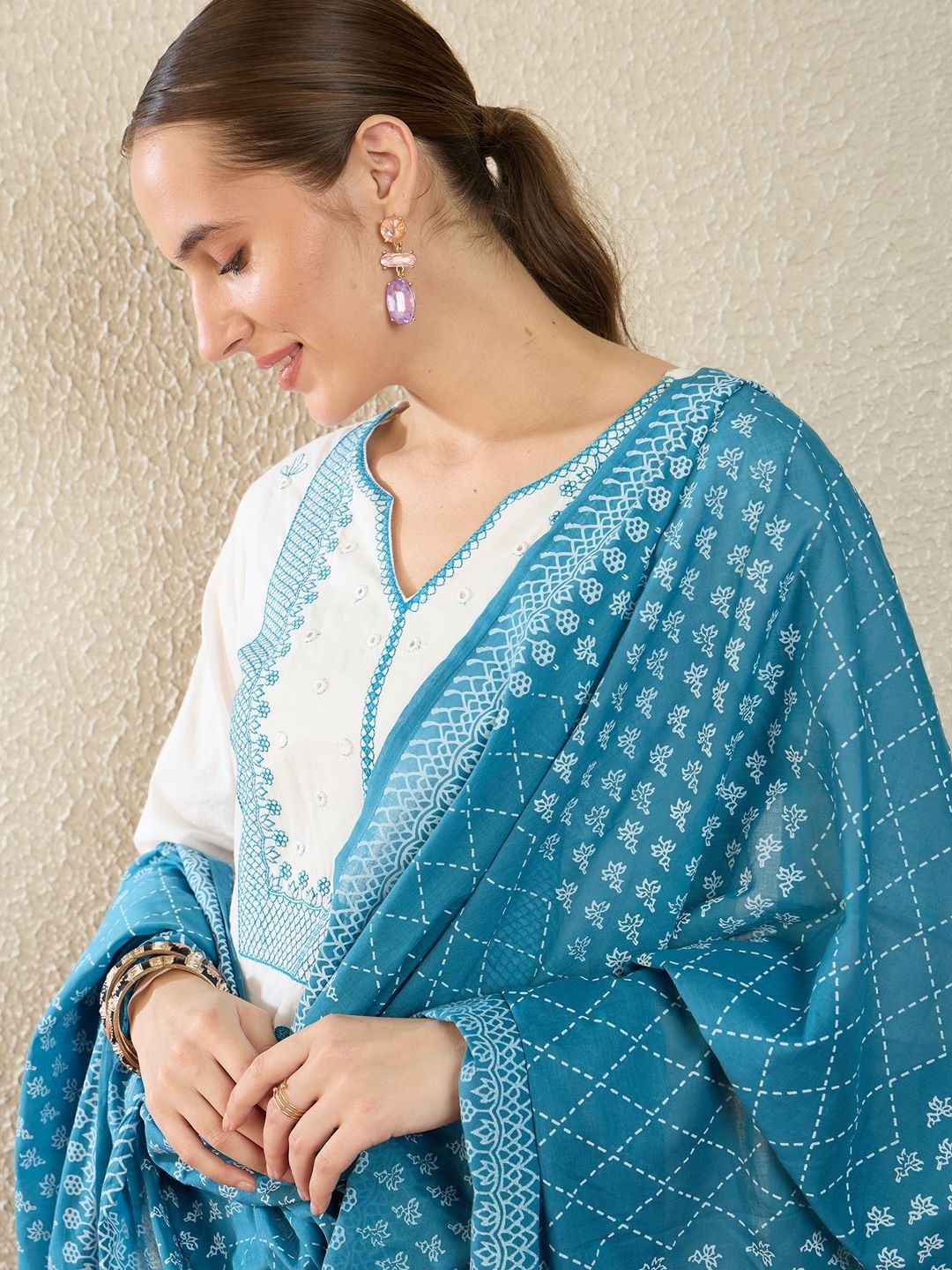 Women Ethnic Motifs Embroidered Regular Thread Work Pure Cotton Kurta with Trousers & With Dupatta