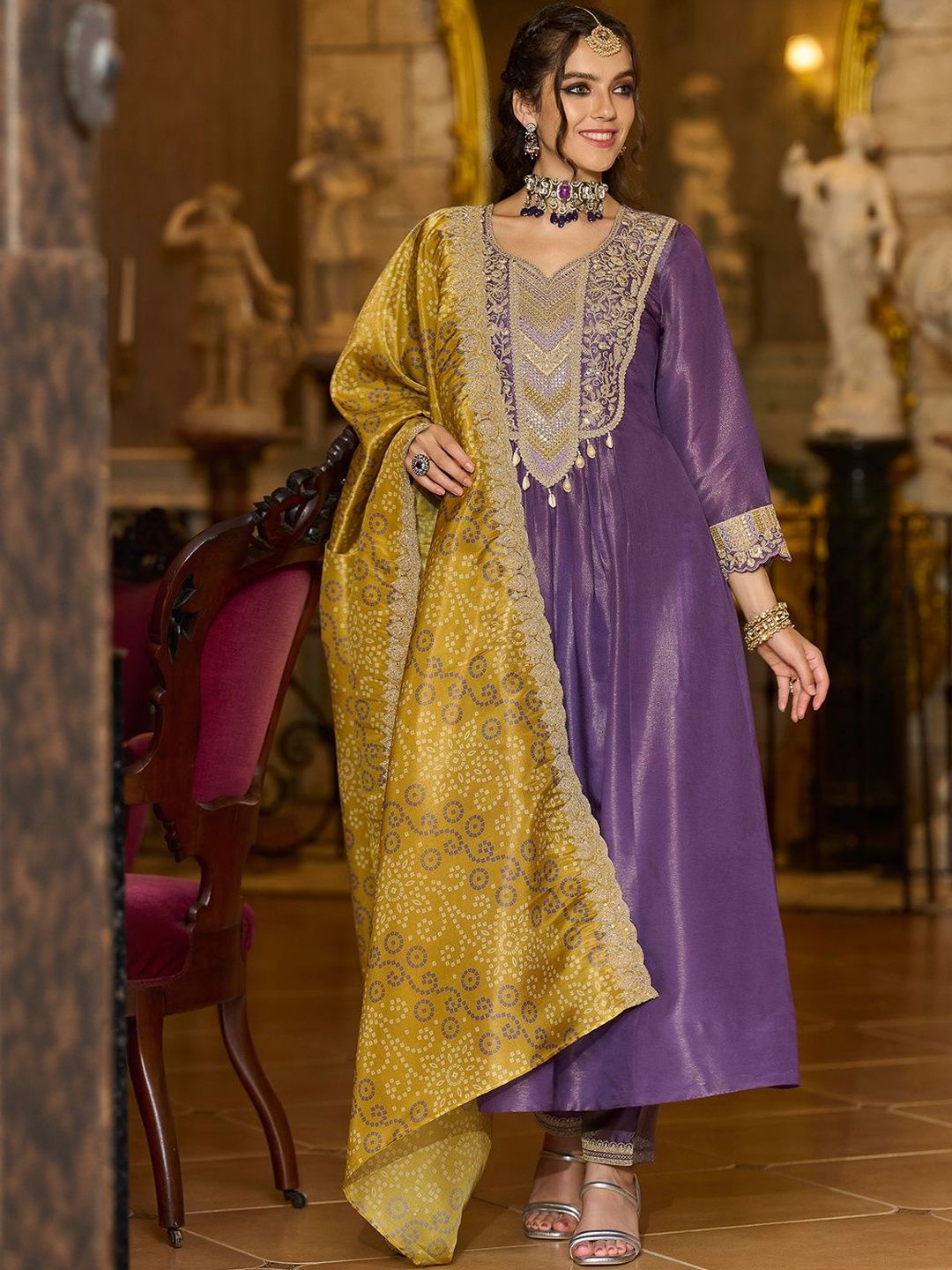 Dhiyona IE Floral Embroidered Sweetheart Neck Bandhani Kurta With Trousers & Dupatta